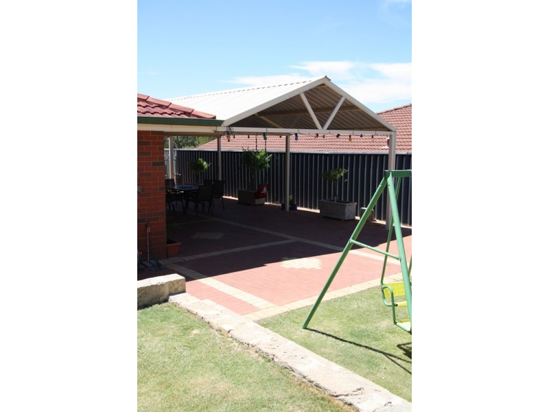 11 Pavonia Heights, South Lake WA 6164