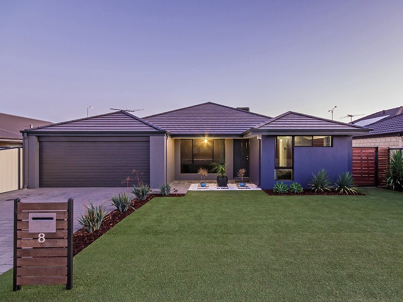 8 Shannon Pass, Bertram WA 6167