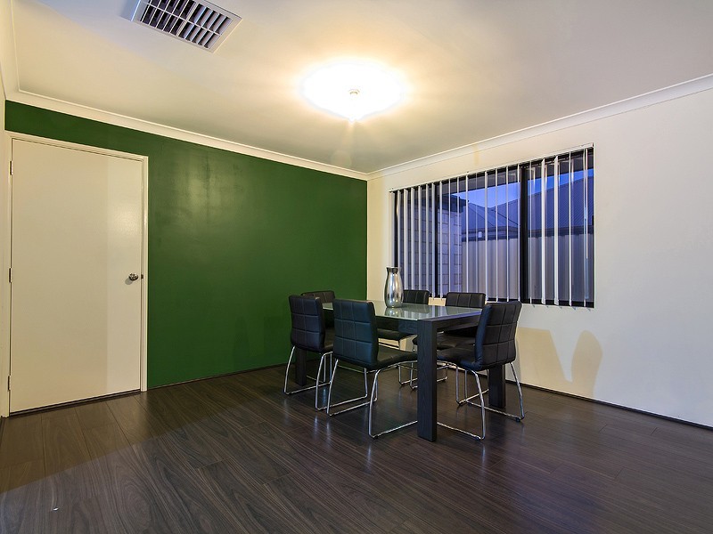 8 Shannon Pass, Bertram WA 6167