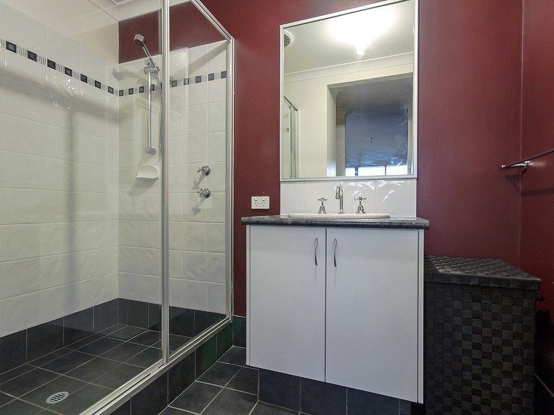 8 Shannon Pass, Bertram WA 6167