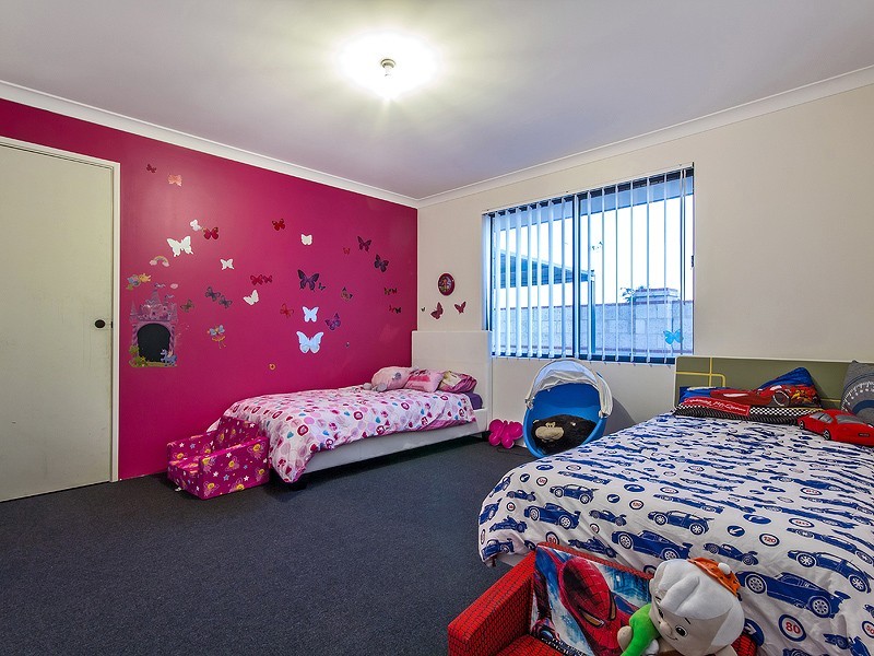 8 Shannon Pass, Bertram WA 6167