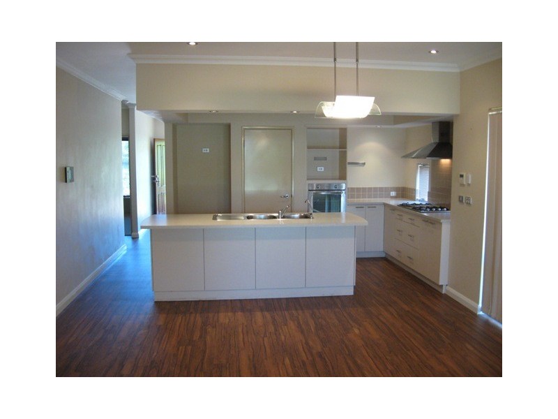 12 Wanstead Vista, Bertram WA 6167