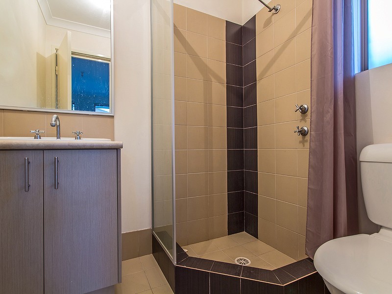 10 Thaxted Street, Wellard WA 6170