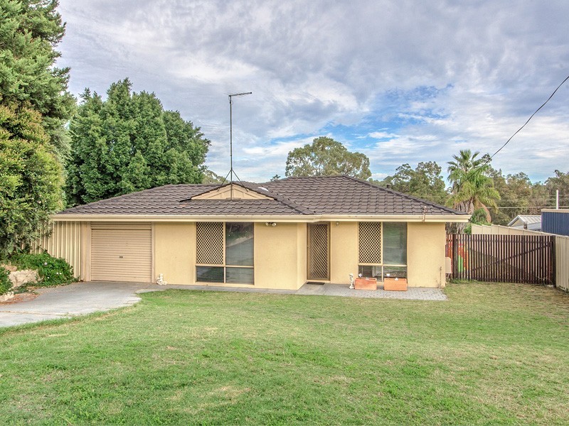 13 Fidler Court, Parmelia WA 6167