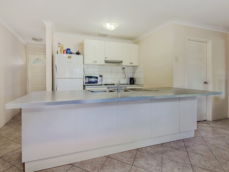 13 Fidler Court, Parmelia WA 6167