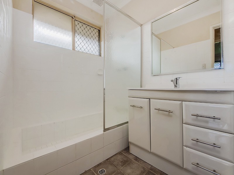 13 Fidler Court, Parmelia WA 6167