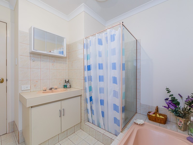 8 Gimbon Green, Leda WA 6170