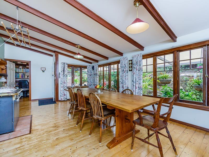 57 Jarrahdale Road, Jarrahdale WA 6124