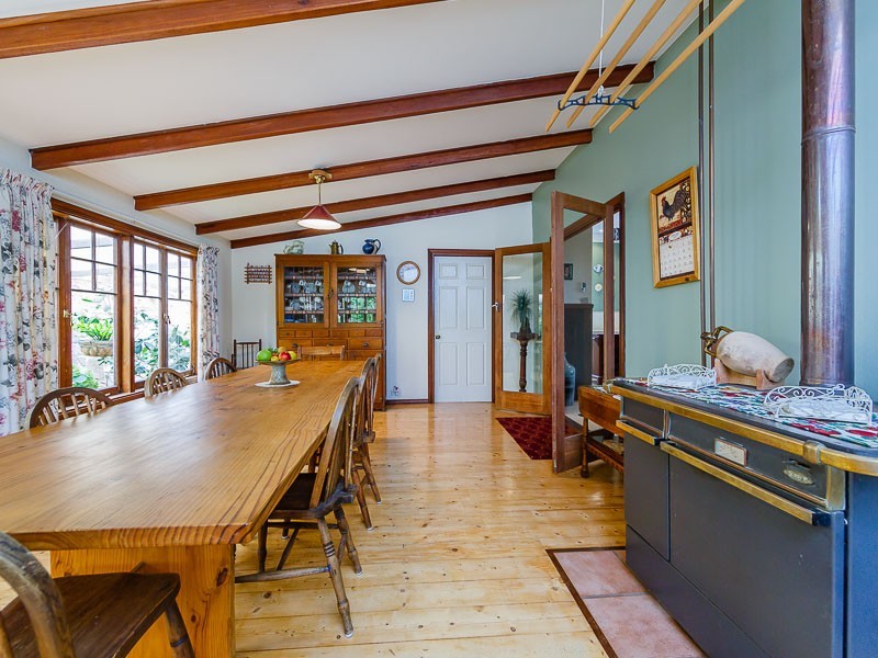 57 Jarrahdale Road, Jarrahdale WA 6124