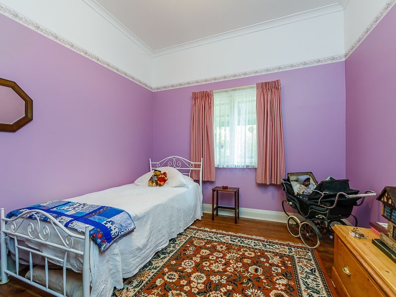 57 Jarrahdale Road, Jarrahdale WA 6124