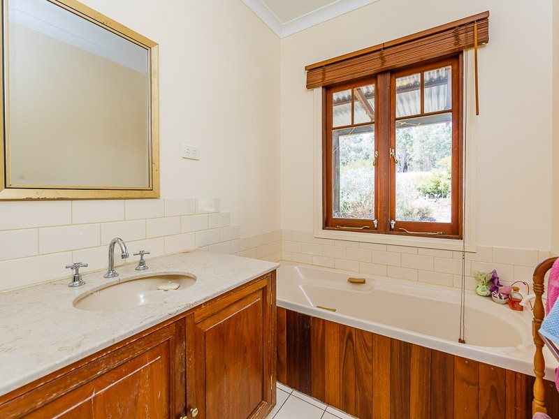 57 Jarrahdale Road, Jarrahdale WA 6124