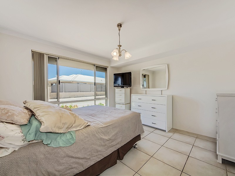 22 Diamond Gardens, Wellard WA 6170