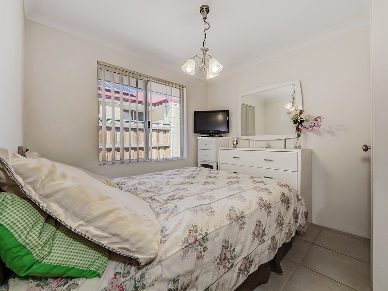 22 Diamond Gardens, Wellard WA 6170