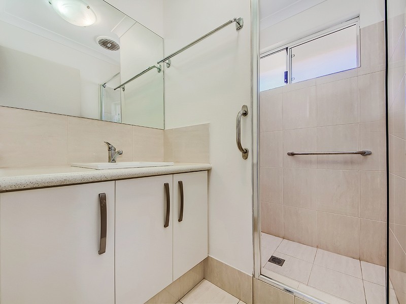 22 Diamond Gardens, Wellard WA 6170