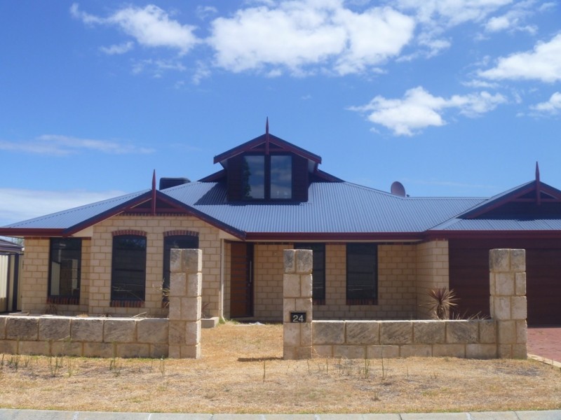 24 Daintree Loop, Bertram WA 6167