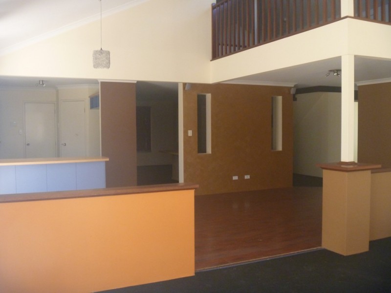 24 Daintree Loop, Bertram WA 6167