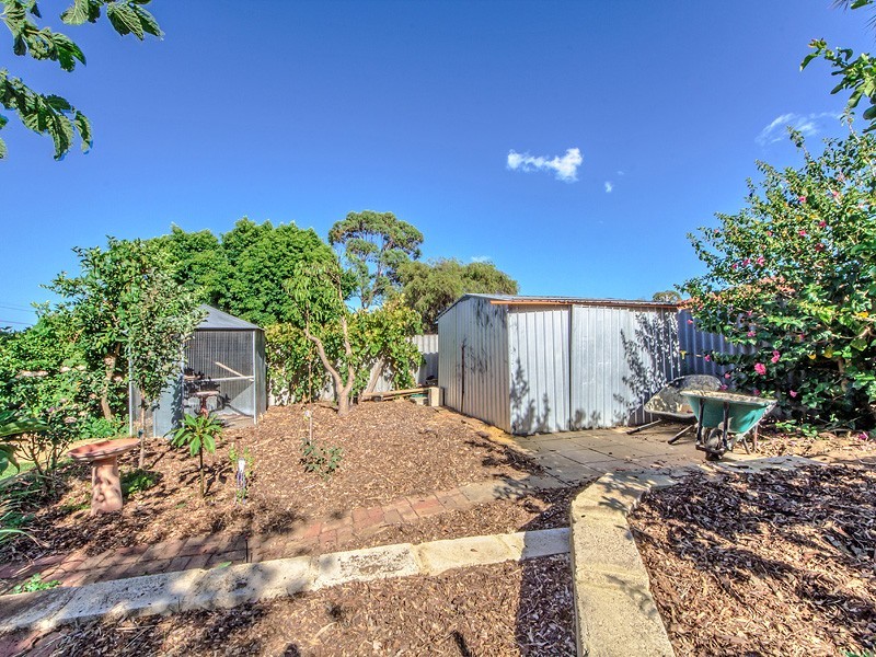 47 Chisham Avenue, Parmelia WA 6167