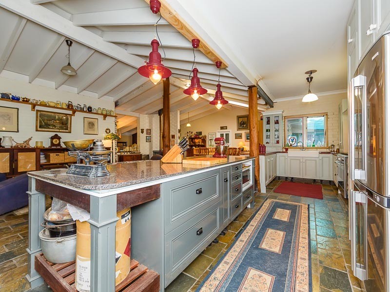 569 Jarrahdale Road, Jarrahdale WA 6124