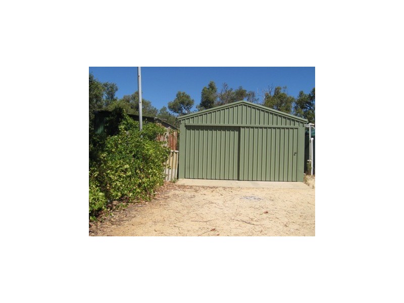 339 Mandogalup Road, Hope Valley WA 6165