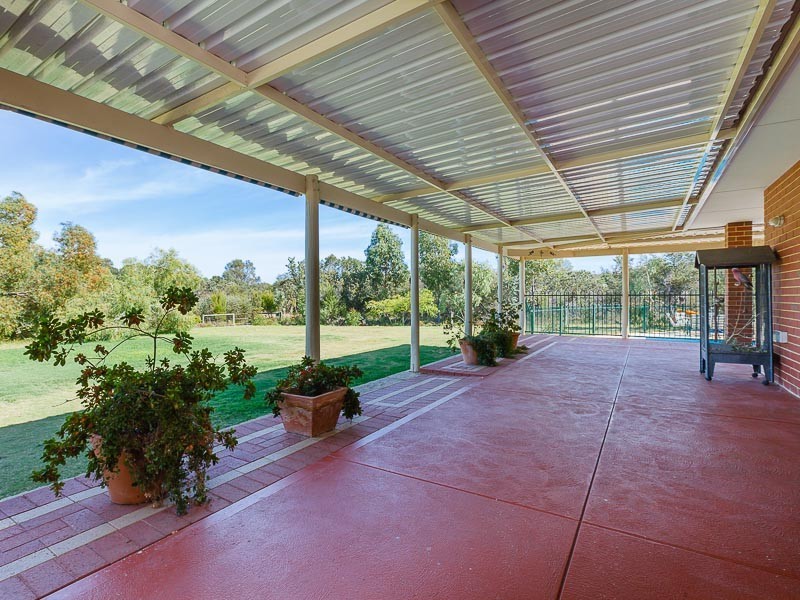 106 Barker Road, Wellard WA 6170