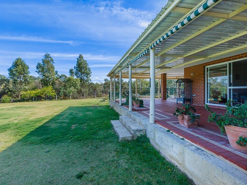 106 Barker Road, Wellard WA 6170