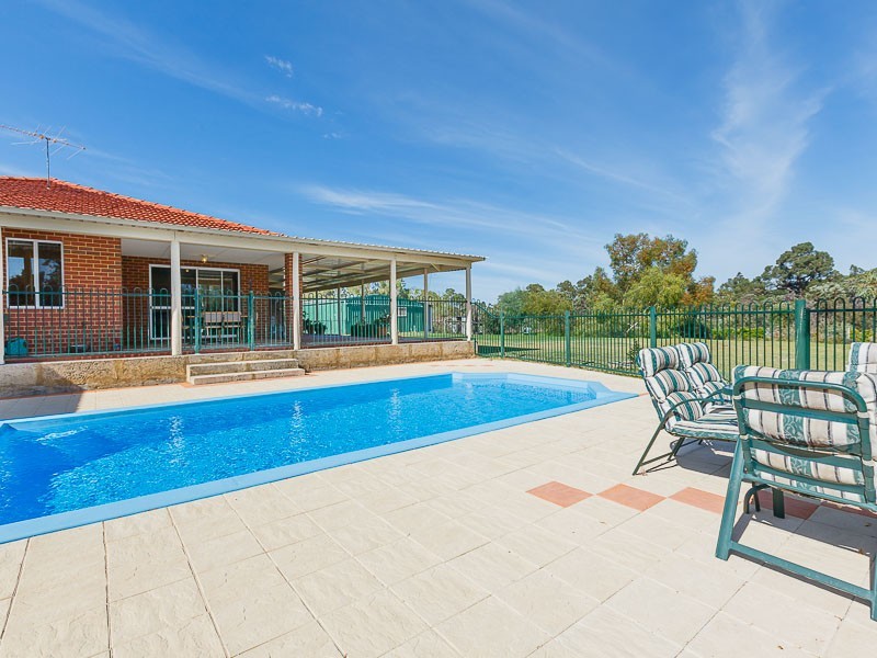 106 Barker Road, Wellard WA 6170