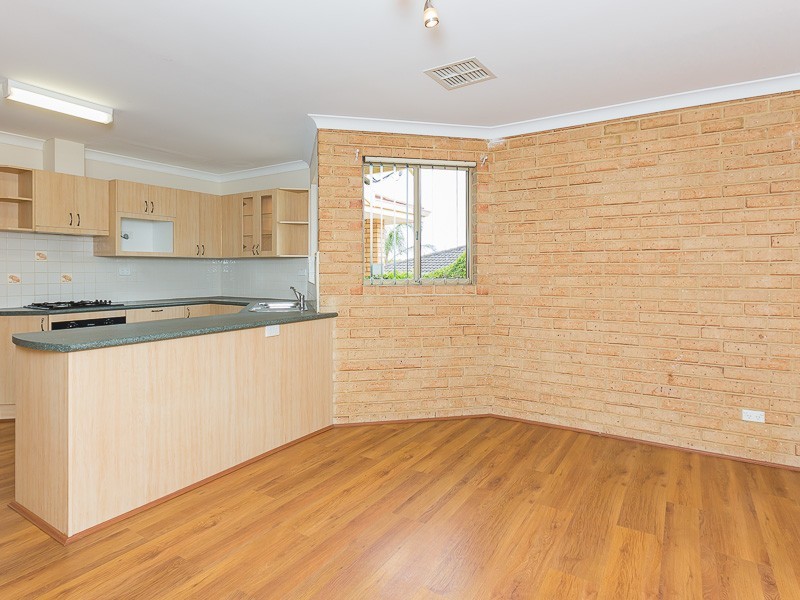 27 Tristram Gardens, Parmelia WA 6167