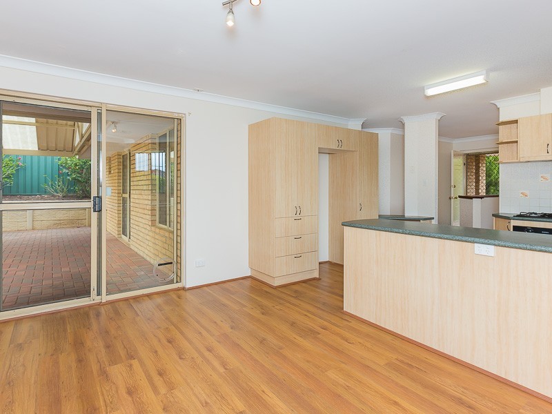 27 Tristram Gardens, Parmelia WA 6167