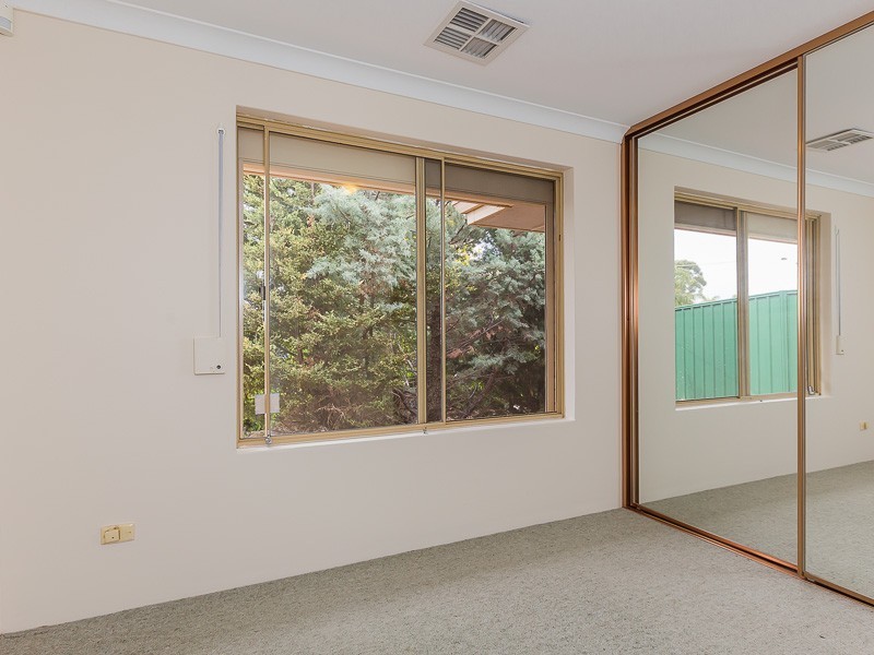 27 Tristram Gardens, Parmelia WA 6167