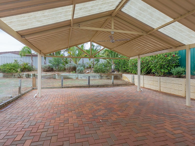 27 Tristram Gardens, Parmelia WA 6167
