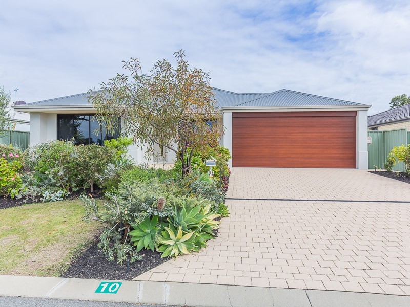 10 Eton Court, Parmelia WA 6167