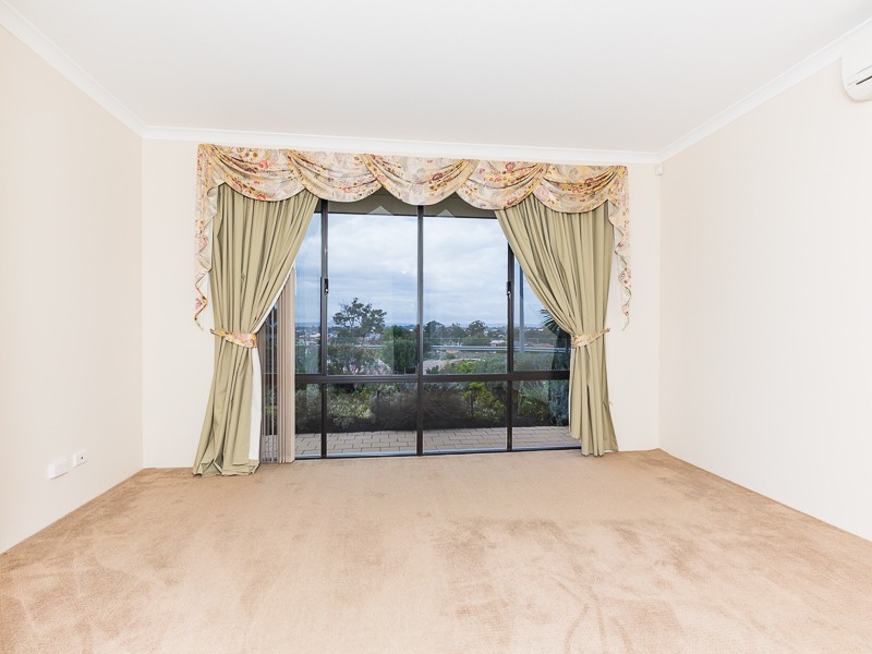 10 Eton Court, Parmelia WA 6167