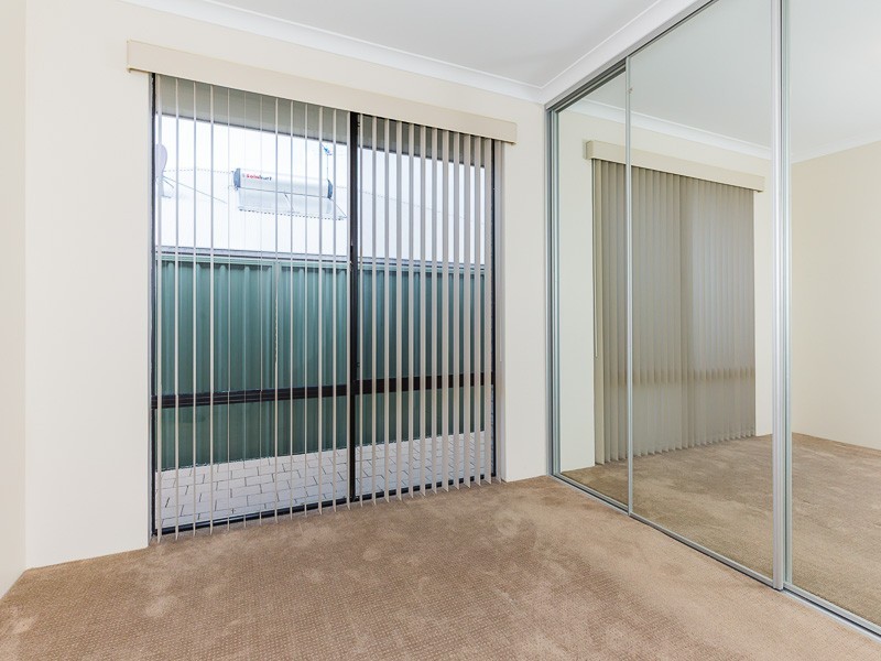 10 Eton Court, Parmelia WA 6167