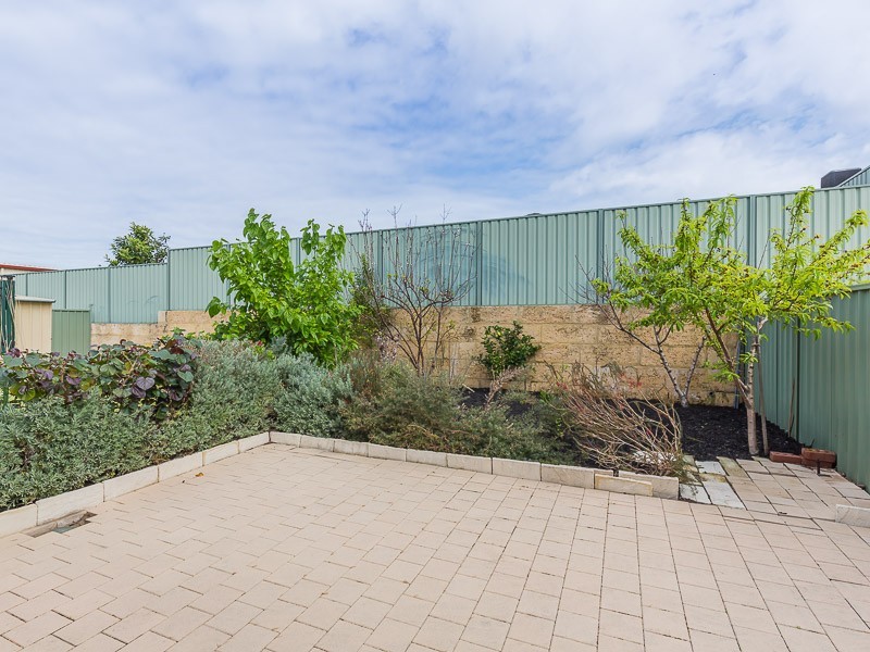 10 Eton Court, Parmelia WA 6167