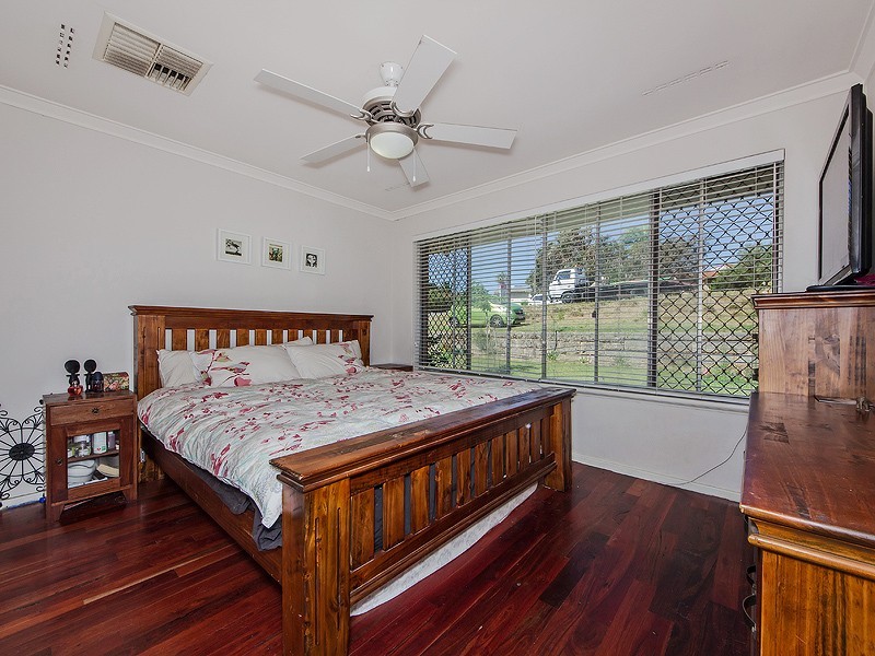 79 Orelia Avenue, Orelia WA 6167