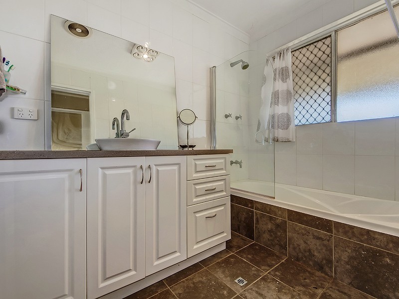 79 Orelia Avenue, Orelia WA 6167