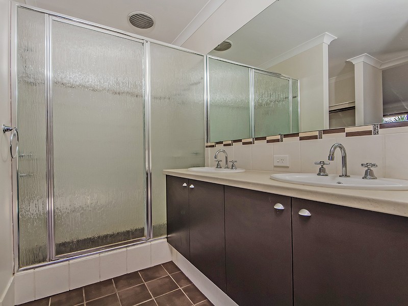 41 Glastonbury Street, Leda WA 6170