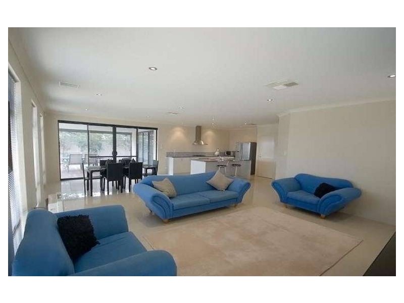 6 Rewell Vista, Bertram WA 6167