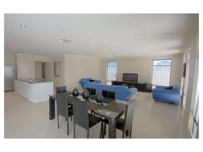 6 Rewell Vista, Bertram WA 6167