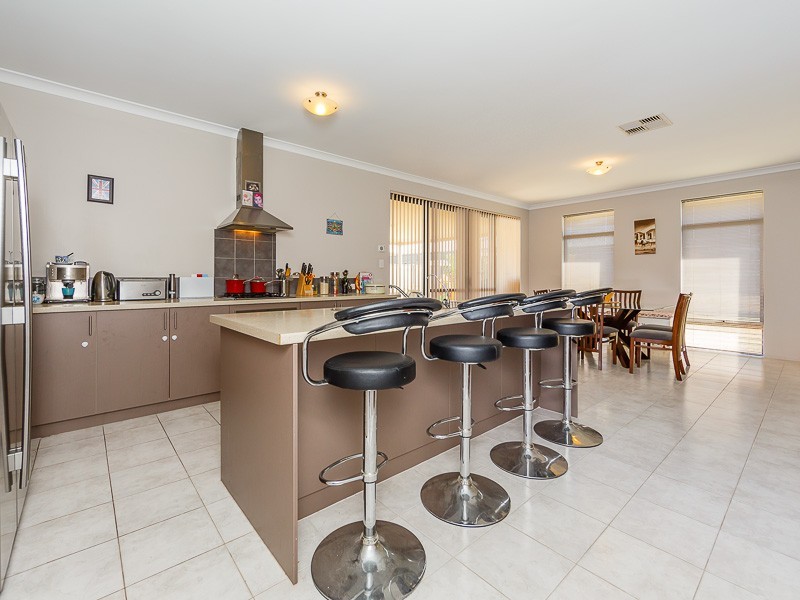 2 Nundle Road, Baldivis WA 6171