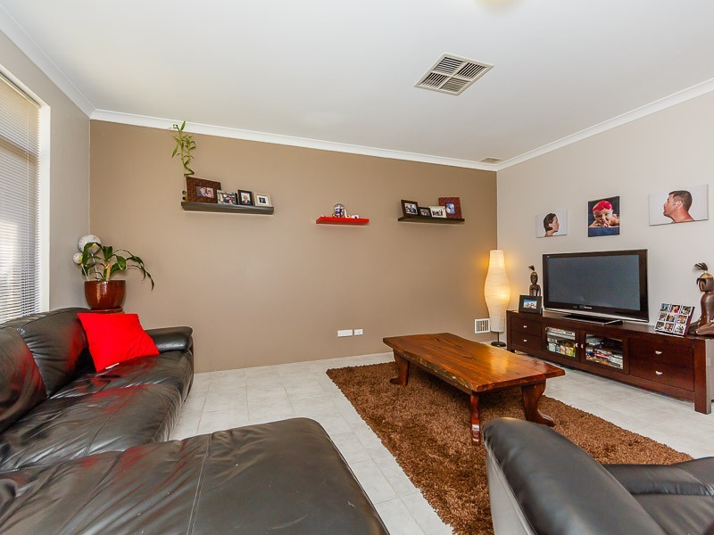 2 Nundle Road, Baldivis WA 6171