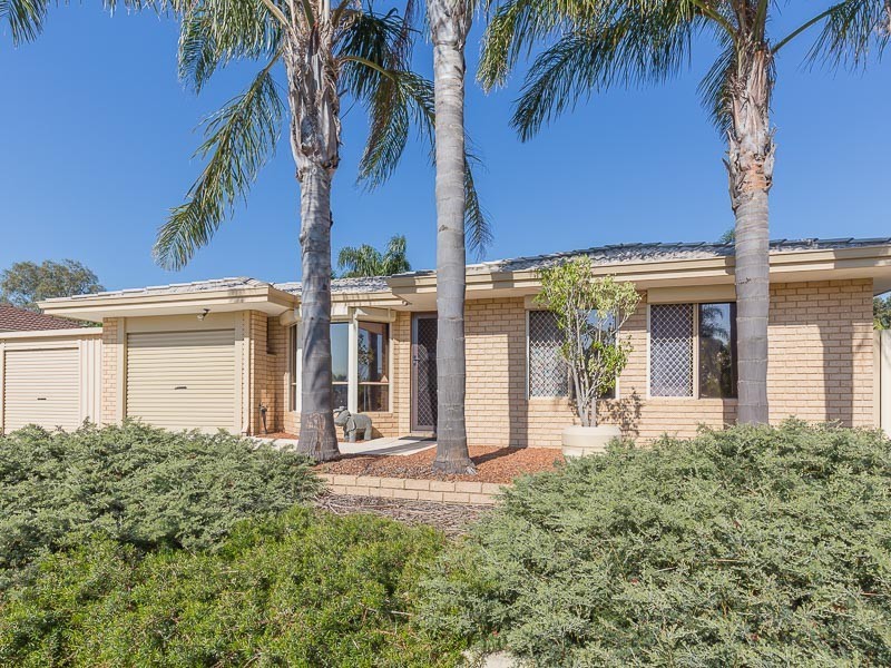 10 Taylor Close, Leda WA 6170