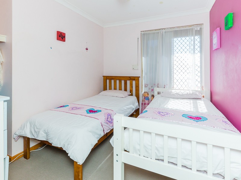 10 Taylor Close, Leda WA 6170