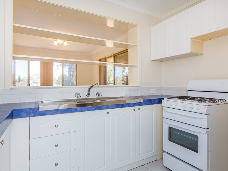 15 Taylor Close, Leda WA 6170