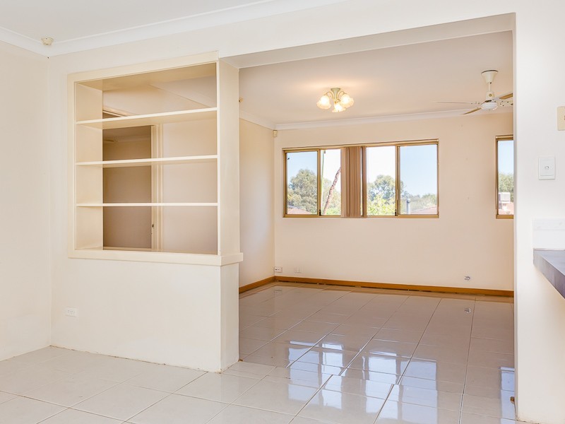 15 Taylor Close, Leda WA 6170