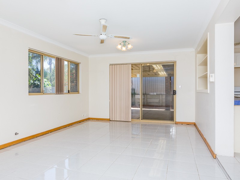 15 Taylor Close, Leda WA 6170