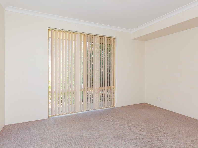 15 Taylor Close, Leda WA 6170