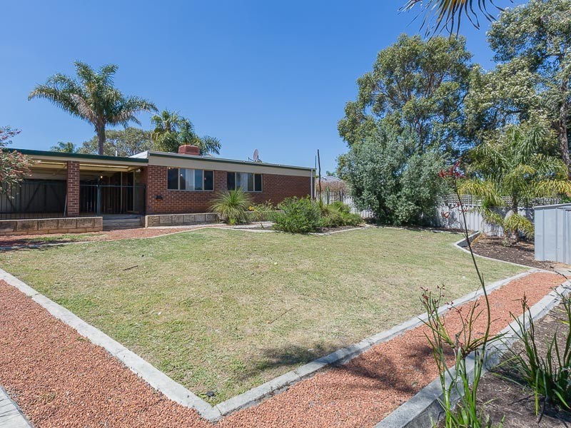 15 Taylor Close, Leda WA 6170