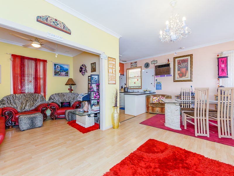 5 Steward Way, Orelia WA 6167