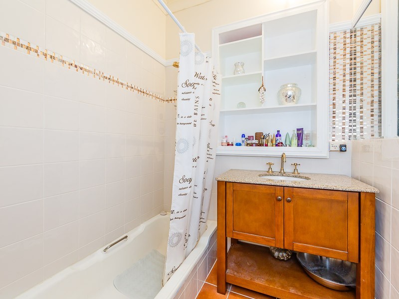 5 Steward Way, Orelia WA 6167